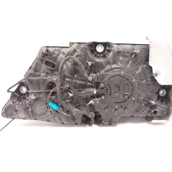 Recambio de deposito adblue para dacia duster (hm_) 1.5 dci 115 (hmad) referencia OEM IAM 172A22884R  