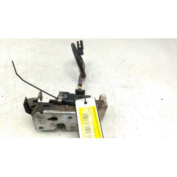 CERRADURA PUERTA DELANTERA DERECHA 051975078 