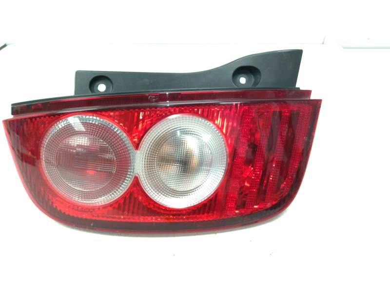 Recambio de piloto trasero izquierdo para nissan micra iii (k12) 1.2 16v referencia OEM IAM   