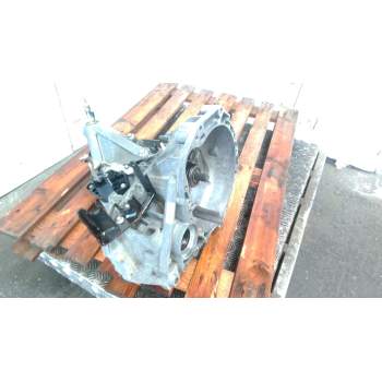 Recambio de caja cambios para nissan micra iii (k12) 1.2 16v referencia OEM IAM 8200137170  