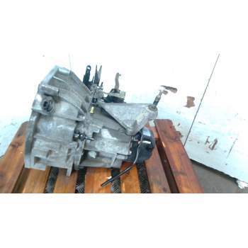 Recambio de caja cambios para nissan micra iii (k12) 1.2 16v referencia OEM IAM 8200137170  