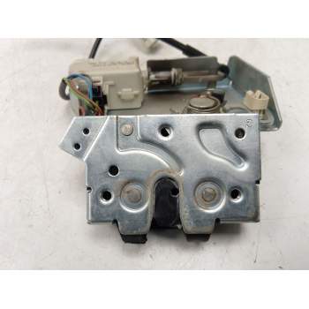 Recambio de cerradura maletero / porton para ford mondeo ii (bap) 1.8 td referencia OEM IAM 4779096  