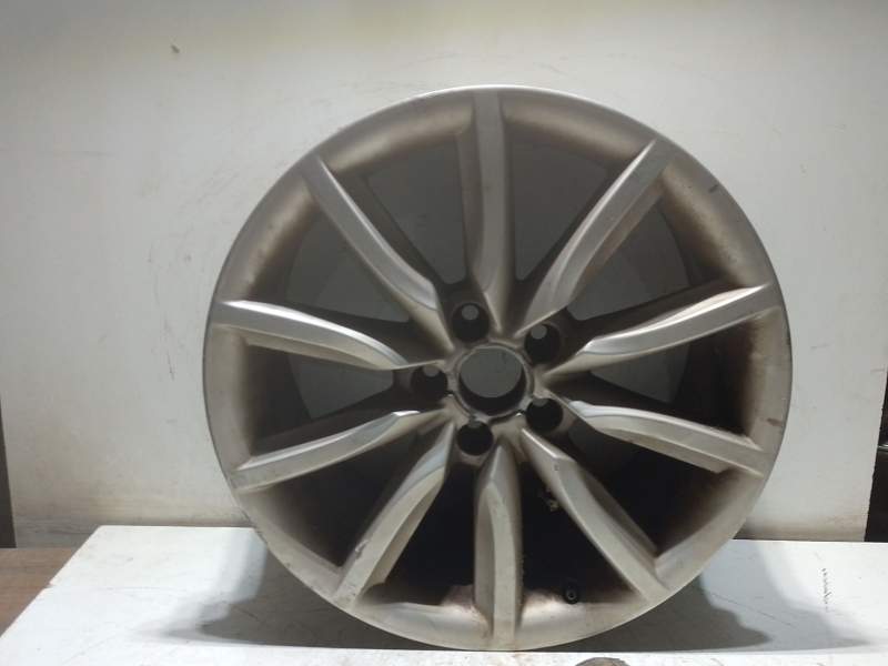 Recambio de llanta aluminio para audi a6 c6 avant (4f5) 2.7 tdi referencia OEM IAM 4F0601025  
