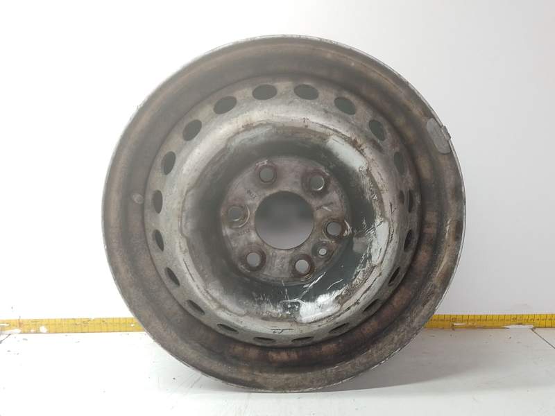 Recambio de llanta hierro para iveco daily vi furgoneta 33s16, 35s16, 35c16, 40c16, 50c16 referencia OEM IAM 5801622004  