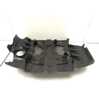 Recambio de tapa motor para volkswagen touareg (7p5, 7p6) 3.0 v6 tdi referencia OEM IAM 059103925  