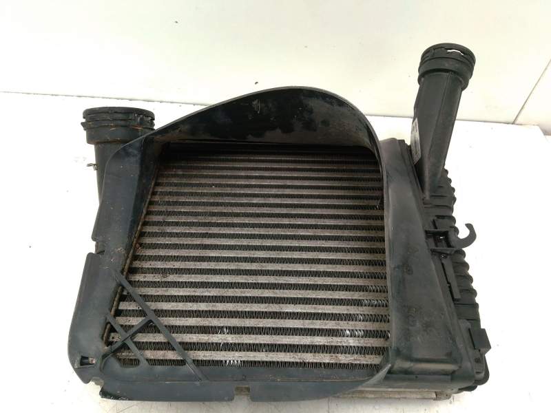 Recambio de intercooler para volkswagen touareg (7p5, 7p6) 3.0 v6 tdi referencia OEM IAM 7P0145804A  