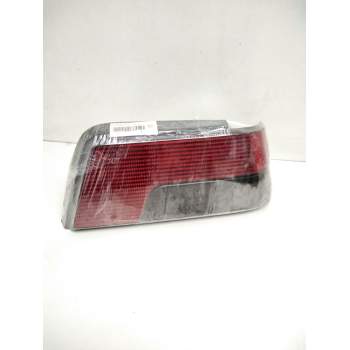 Recambio de piloto trasero derecho para peugeot 405 berlina stdt referencia OEM IAM 45110  