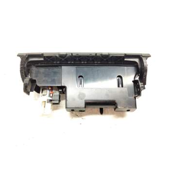Recambio de cenicero para volkswagen passat cc b6 (357) 2.0 tdi referencia OEM IAM 3C0863284  