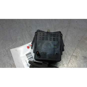 Recambio de mando luces para opel corsa c blue line referencia OEM IAM 09138124  