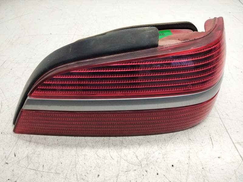 Recambio de piloto trasero derecho para peugeot 406 berlina (s1/s2) 1.8 referencia OEM IAM 9644652777 2336D 