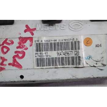 Recambio de pantalla multifuncion para citroën xsara berlina 2.0 hdi referencia OEM IAM 9647409677  