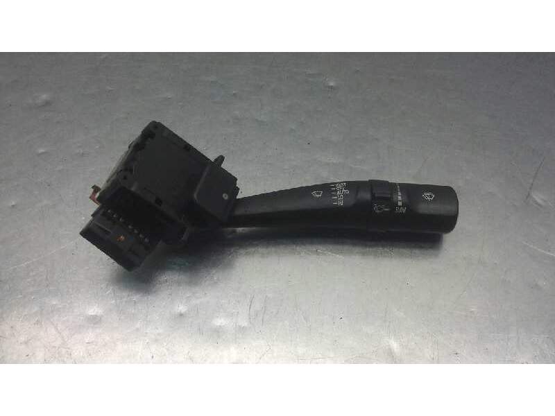 Recambio de mando limpia para ssangyong rodius xdi referencia OEM IAM EE05  