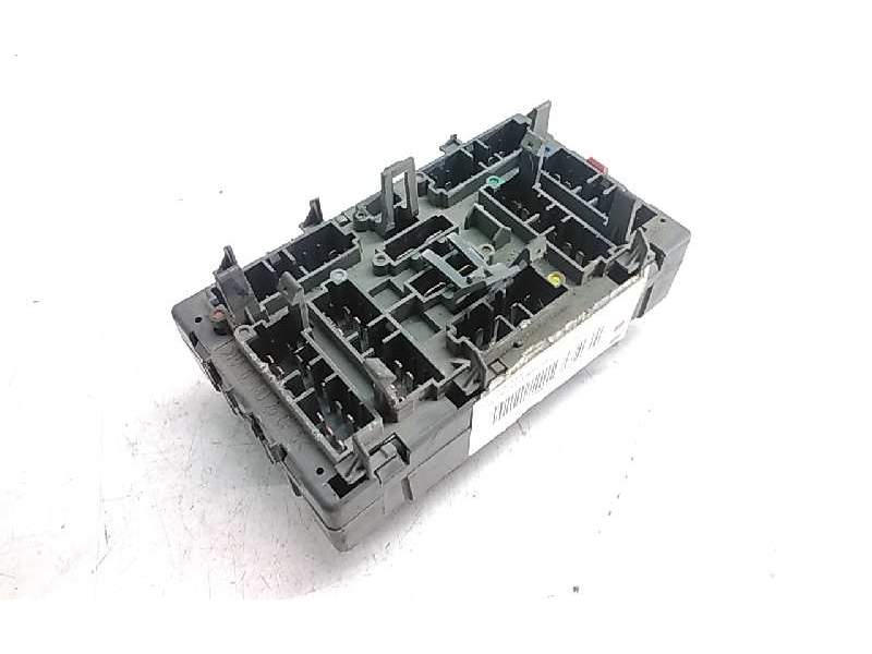 Recambio de caja fusibles para citroën xsara berlina 1.9 turbodiesel referencia OEM IAM 9568591180  