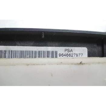 Recambio de mando climatizador para peugeot 307 berlina (s2) 1.6 hdi referencia OEM IAM 9646627977  