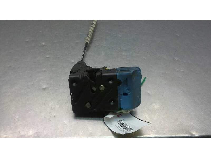 Recambio de cerradura puerta delantera derecha para volvo s60 berlina d5 referencia OEM IAM 30784977  