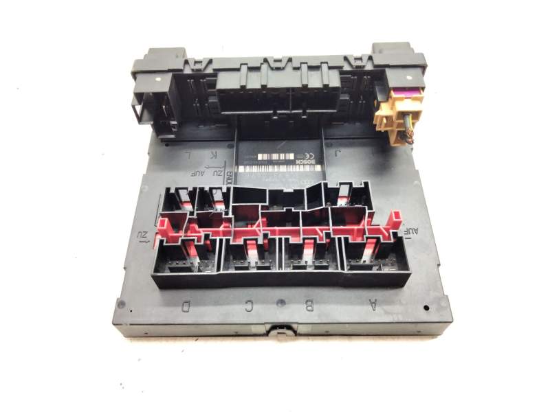Recambio de caja reles para volkswagen passat cc b6 (357) 2.0 tdi referencia OEM IAM 3C8937049E  