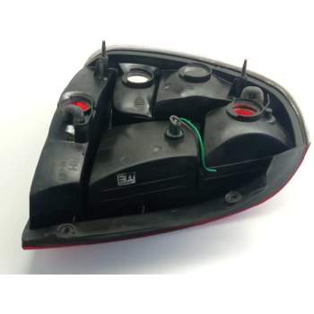 Recambio de piloto trasero derecho para daewoo nubira berlina 1.6 cat referencia OEM IAM 0311000732  100702