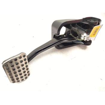 PEDAL FRENO A2052920415 