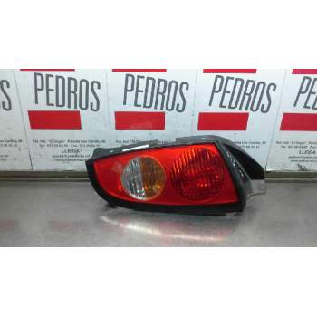 PILOTO TRASERO DERECHO 92402060R 100763