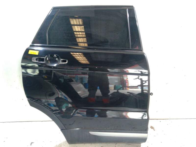 Recambio de puerta trasera derecha para land rover range rover evoque (l538) 2.0 d referencia OEM IAM LR028556  