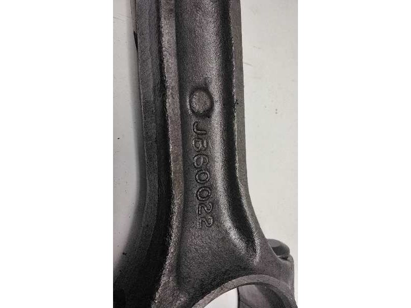 Recambio de biela para hyundai h 1 h 1 furg.caja cerr.c. puerta referencia OEM IAM J860022  