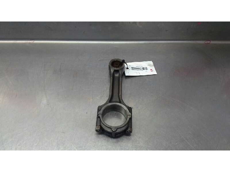 Recambio de biela para hyundai h 1 h 1 furg.caja cerr.c. puerta referencia OEM IAM J861022  
