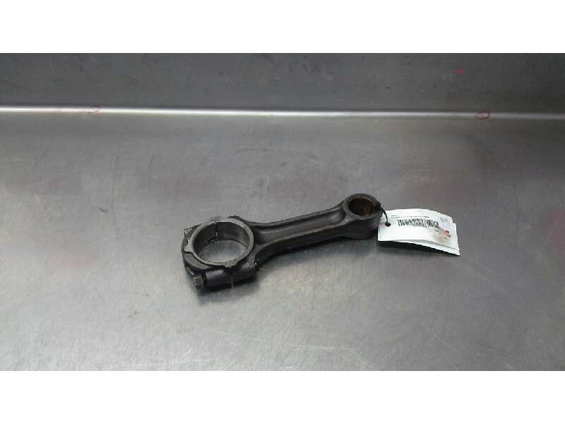 Recambio de biela para hyundai h 1 h 1 furg.caja cerr.c. puerta referencia OEM IAM J858022  