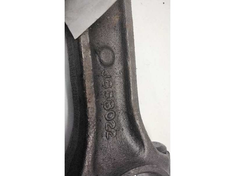 Recambio de biela para hyundai h 1 h 1 furg.caja cerr.c. puerta referencia OEM IAM J858022  