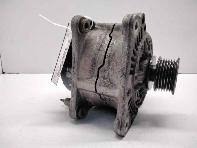 Recambio de alternador para seat ibiza (6k) básico referencia OEM IAM 0123320007 028903025Q 14V 90A