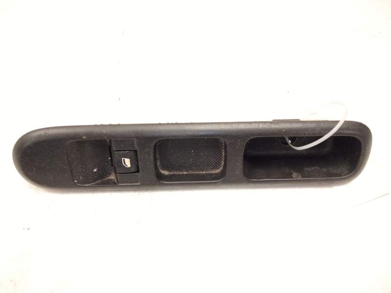 Recambio de mando elevalunas delantero derecho para peugeot 3008 i monospace (0u_) 1.6 hdi referencia OEM IAM 96650618  