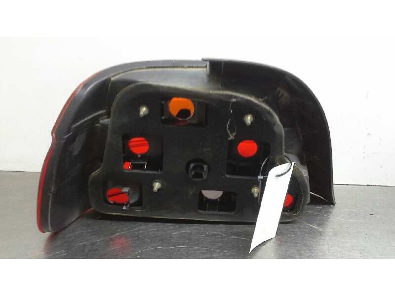 Recambio de piloto trasero derecho para bmw serie 5 berlina (e39) 530d referencia OEM IAM 63216900210  