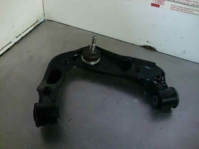 Recambio de brazo suspension superior delantero izquierdo para nissan navara pick-up (d40m) 2.5 dci diesel cat referencia OEM IA