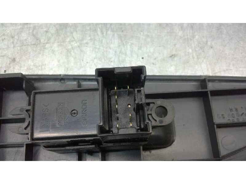 Recambio de mando elevalunas delantero derecho para nissan primera trav. (p12) 1.8 16v cat referencia OEM IAM   