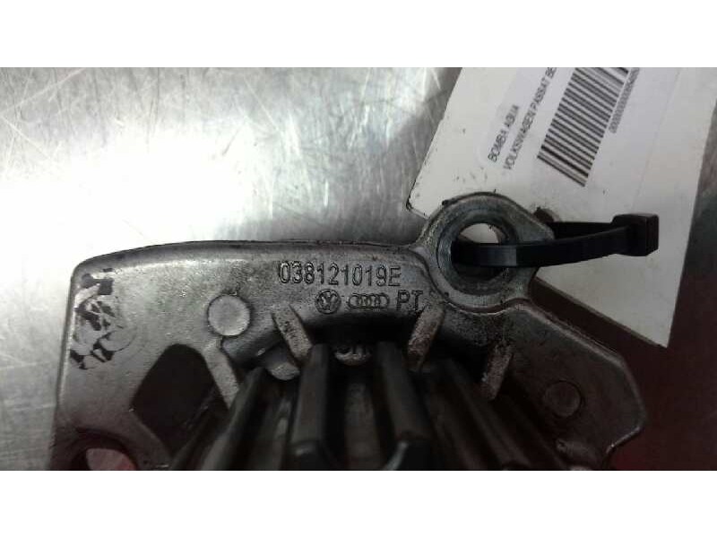 Recambio de bomba agua para volkswagen passat berlina (3c2) sportline referencia OEM IAM 038121019E  