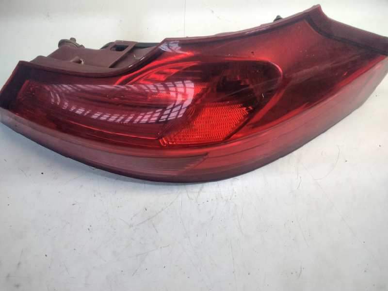 Recambio de piloto trasero derecho para opel insignia sports tourer sport referencia OEM IAM   