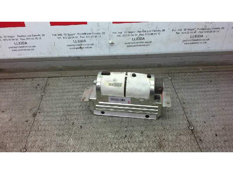 Recambio de airbag delantero derecho para citroën c5 berlina 2.0 hdi referencia OEM IAM 963261848003  
