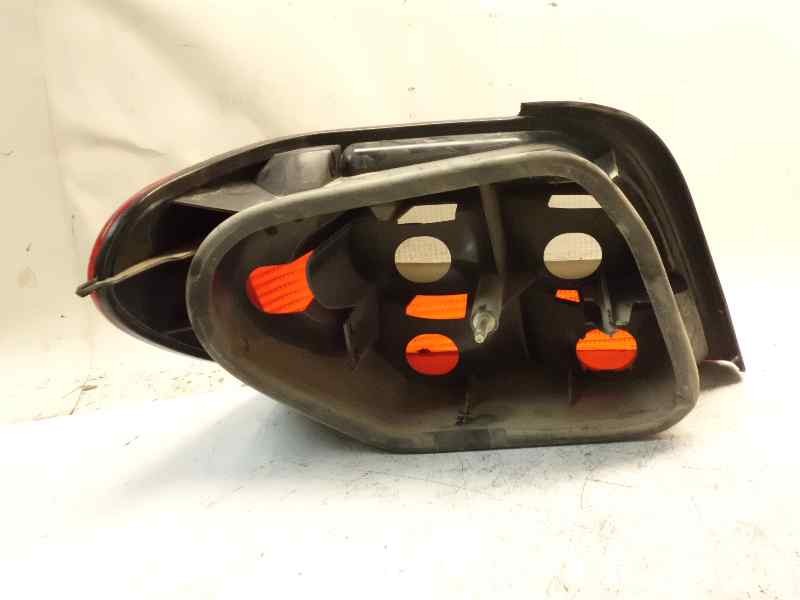 Recambio de piloto trasero derecho para citroen xsara berlina 1.6 referencia OEM IAM   