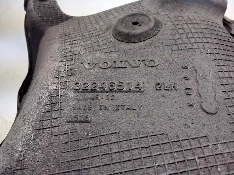 Recambio de brazo suspension inferior trasero izquierdo para volvo xc90 r-design awd referencia OEM IAM 32246514  