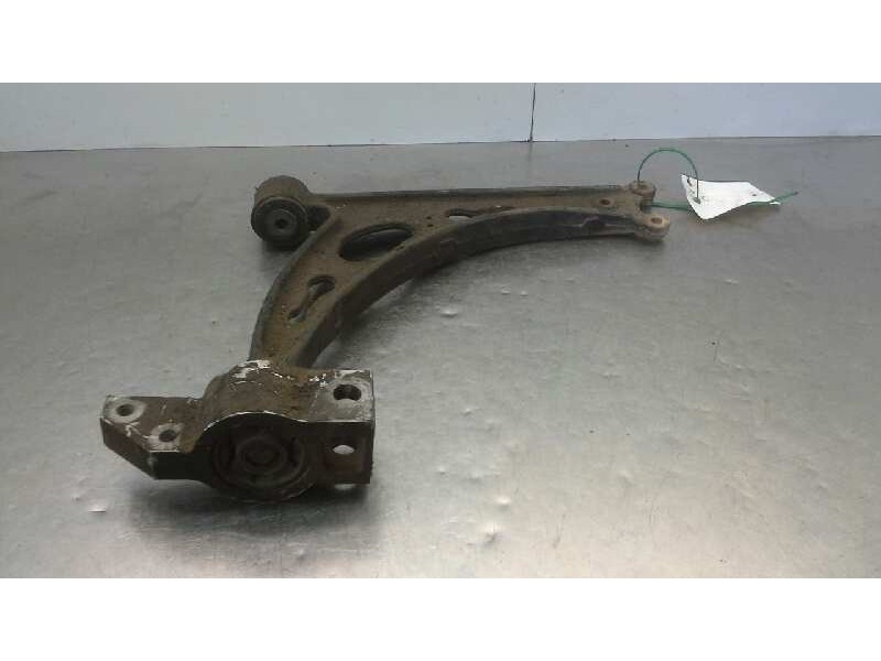 Recambio de brazo suspension inferior delantero derecho para seat toledo (5p2) stylance / style referencia OEM IAM 1K0407153G  