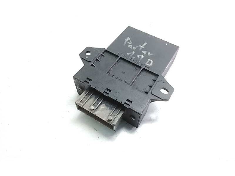 Recambio de rele para citroen berlingo referencia OEM IAM 9625286880  
