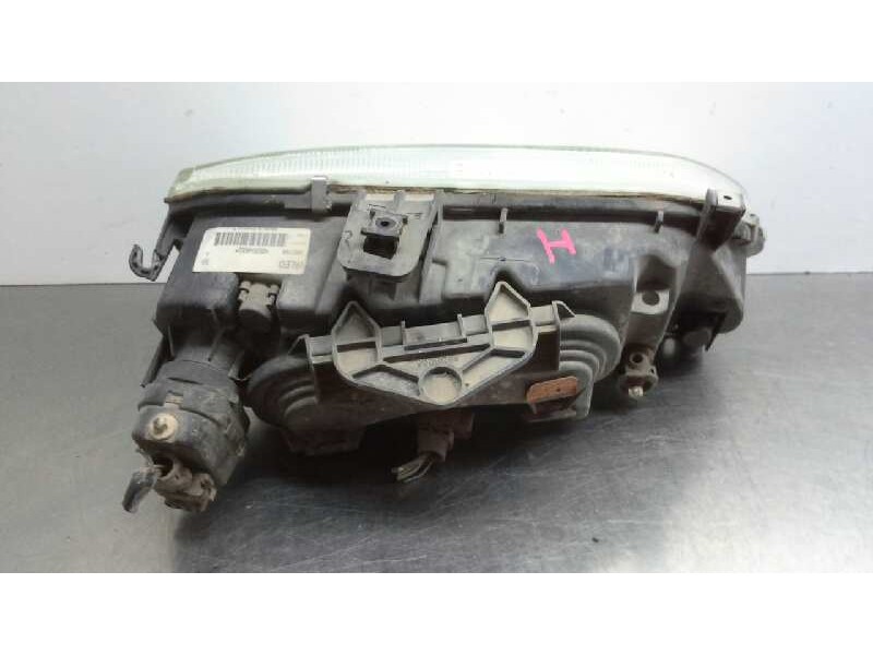 Recambio de faro izquierdo para renault megane i fase 2 gandtour (ka..) 1.9 dti rxe ka0n referencia OEM IAM 7701047093  