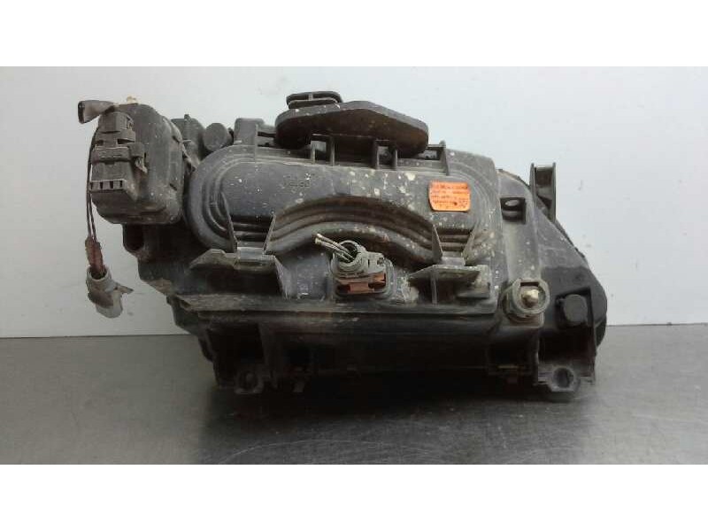 Recambio de faro izquierdo para renault megane i fase 2 gandtour (ka..) 1.9 dti rxe ka0n referencia OEM IAM 7701047093  