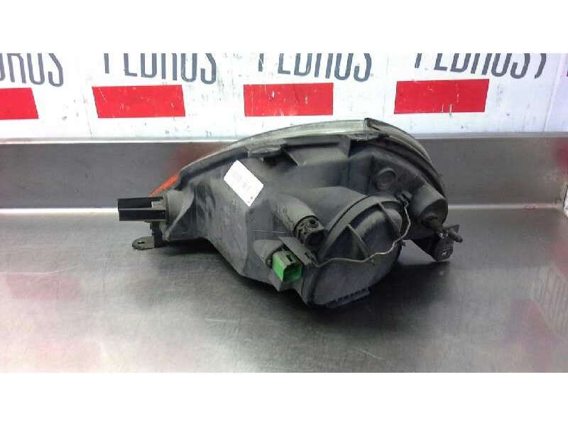 Recambio de faro derecho para ford ka (ccq) 1.3 8v duratec cat referencia OEM IAM   