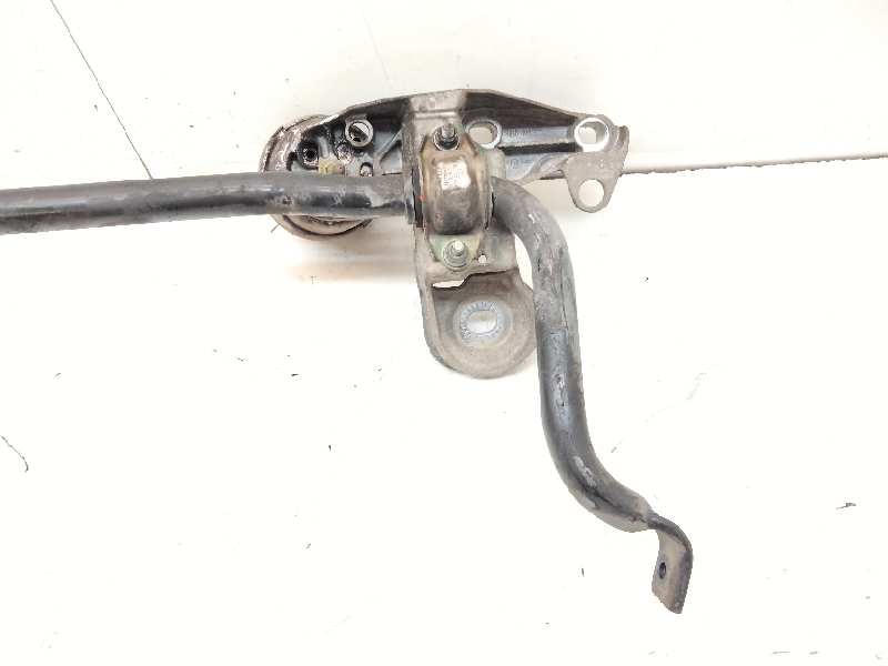 Recambio de barra estabilizadora delantera para skoda superb (3u4) comfort referencia OEM IAM 4D0411336D 6E0199352F 