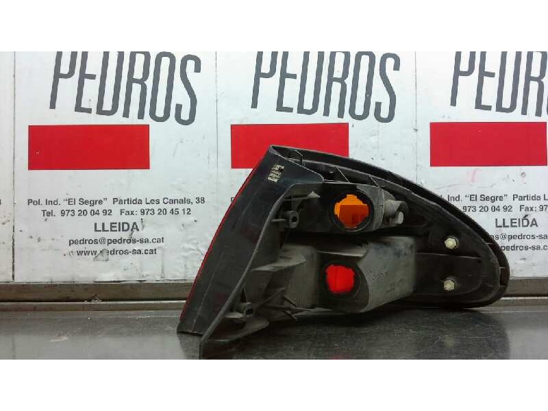 Recambio de piloto trasero izquierdo para mazda 323 berlina (bg) referencia OEM IAM   100768