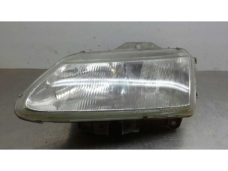 Recambio de faro izquierdo para renault laguna (b56) 2.0 rxe (b56c/h/l) referencia OEM IAM 7701038261  