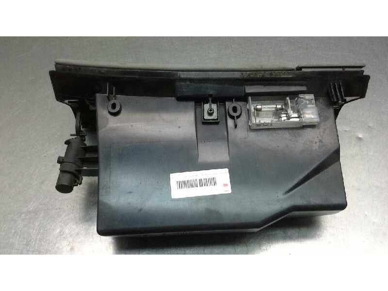 Recambio de guantera para mercedes clase clk (w208) coupe 230 compressor (evo) (208.348) referencia OEM IAM 2086800736  