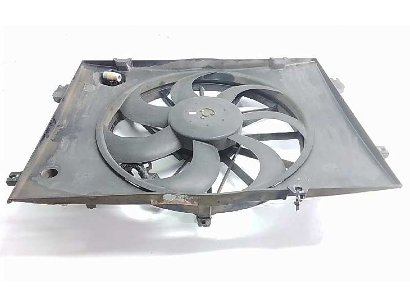 Recambio de electroventilador para hyundai tucson (jm) 2,0 classic 4x2 referencia OEM IAM E501T004C17AA  