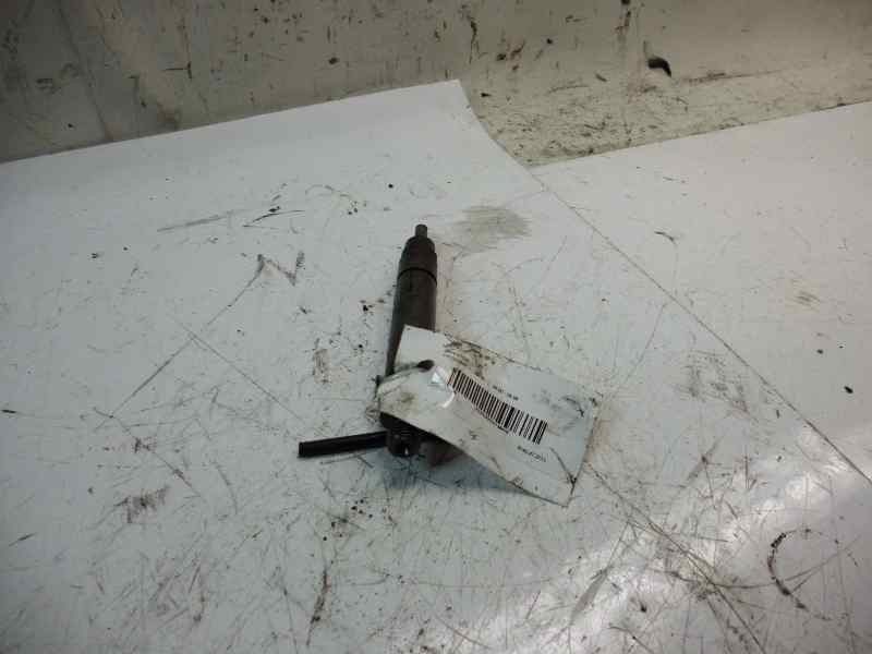 Recambio de inyector para iveco daily combi 1989  2.5 turbodiesel referencia OEM IAM   