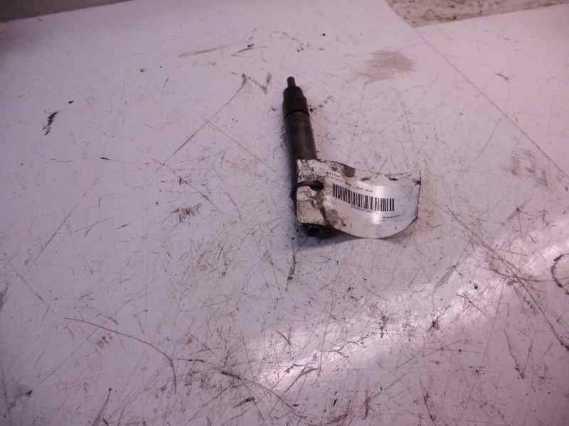Recambio de inyector para iveco daily combi 1989  2.5 turbodiesel referencia OEM IAM   
